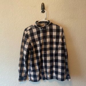 Large black white and blue Duluth Trading Company flannel